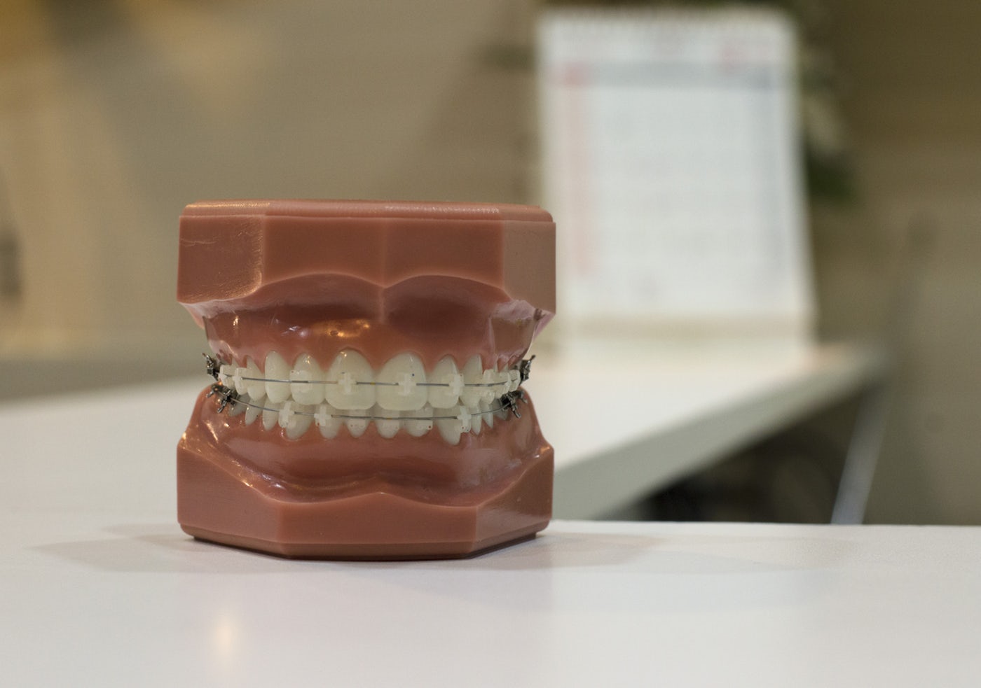 Odontologist for adult dental braces Costa del Sol